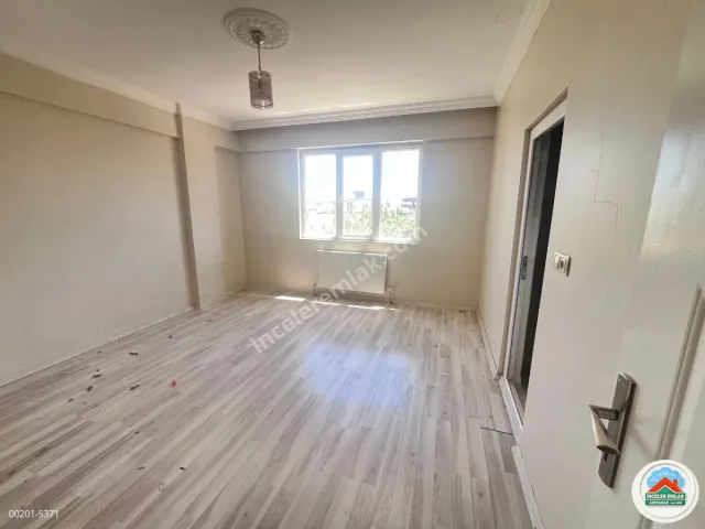 Adıyaman Cumhuriyette Kiralık 3+1 170M2 Daire