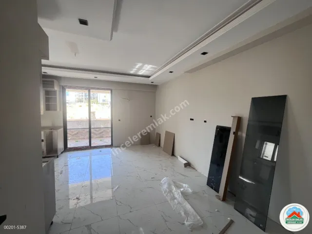 Adıyaman Cumhuriyette Satılık Sıfır Lüx 4+1 Geniş Villa