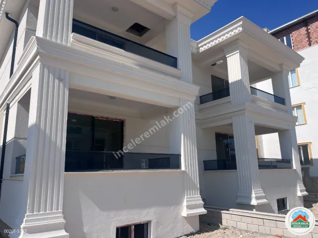 Adıyaman Cumhuriyette Satılık Sıfır Lüx 4+1 Geniş Villa