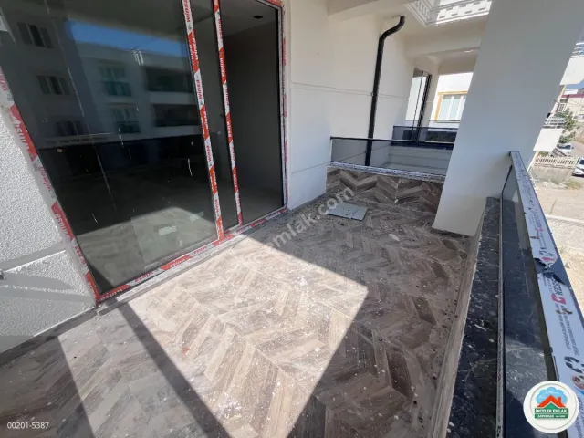 Adıyaman Cumhuriyette Satılık Sıfır Lüx 4+1 Geniş Villa