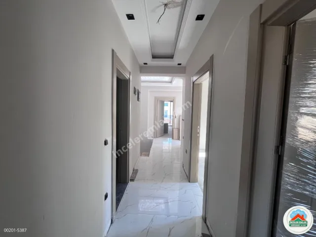 Adıyaman Cumhuriyette Satılık Sıfır Lüx 4+1 Geniş Villa