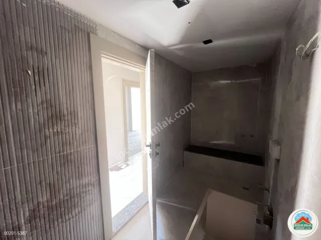 Adıyaman Cumhuriyette Satılık Sıfır Lüx 4+1 Geniş Villa