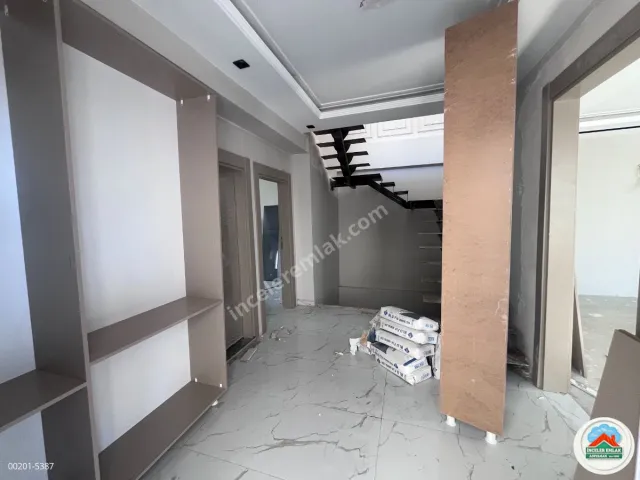 Adıyaman Cumhuriyette Satılık Sıfır Lüx 4+1 Geniş Villa