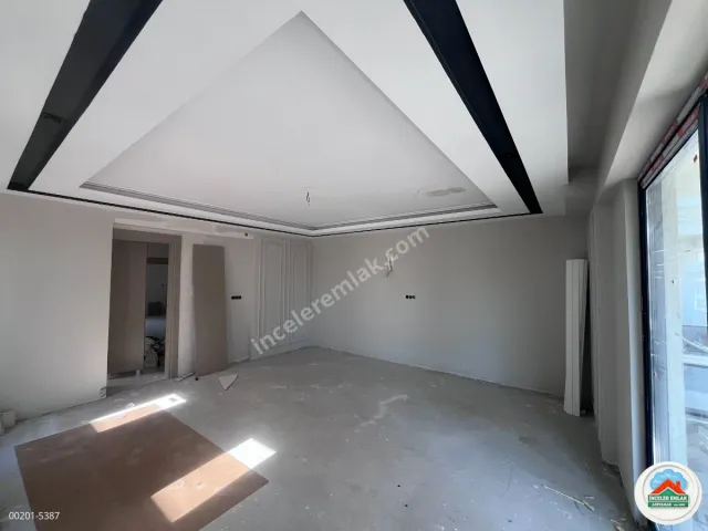 Adıyaman Cumhuriyette Satılık Sıfır Lüx 4+1 Geniş Villa