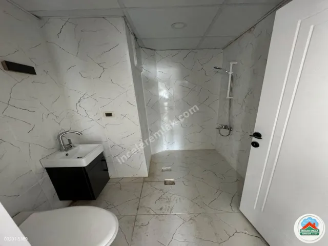 Adıyaman Karapınarda Kiralık Sıfır Ara kat 2+1 Daire