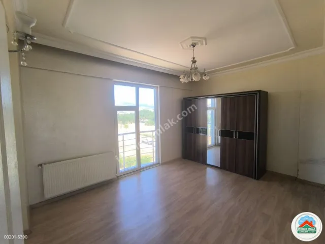 Adıyaman Yeşilyurtta Satılık Site İçi Ferah 4+1 Daire
