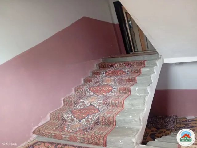 Adıyaman Kahta Hürriyet Mahallesinde 450 m² Arsa Üzeri 2 Kat