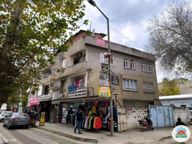 Adıyaman Eskisaray'da Sağlıkocağı caddesinde Satılık Bina