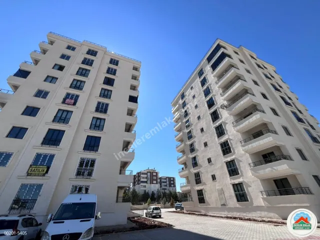 Adıyaman Yunusemrede Kiralık Sıfır Site İçi Arakat 3+1 Daire