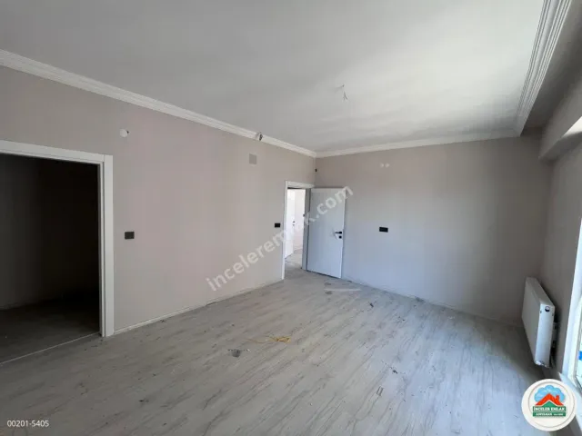 Adıyaman Yunusemrede Kiralık Sıfır Site İçi Arakat 3+1 Daire