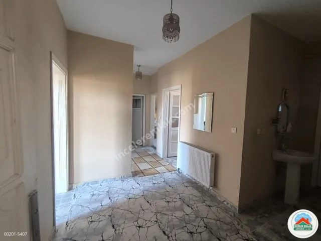 Adıyaman Fatih Mahallesinde Satılık 3 Katlı Bina