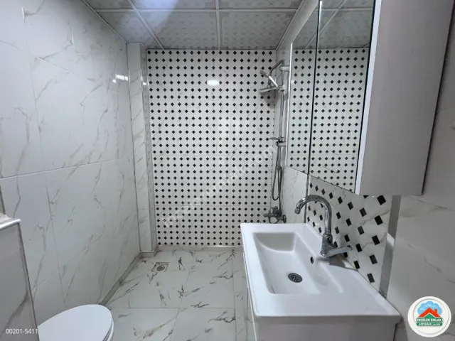 Adıyaman Alitaşında Kiralık 3+1 Ara Kat Ferah Daire