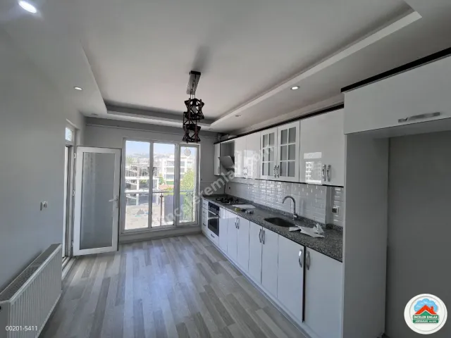 Adıyaman Alitaşında Kiralık 3+1 Ara Kat Ferah Daire