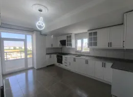Adıyaman Yeşilyurtta Kiralık 2+1 Kullanışlı Daire