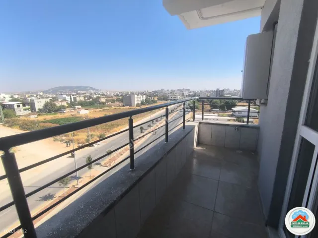 Adıyaman Yeşilyurtta Kiralık 2+1 Kullanışlı Daire