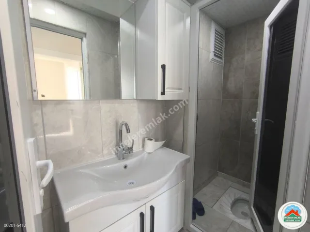 Adıyaman Yeşilyurtta Kiralık 2+1 Kullanışlı Daire