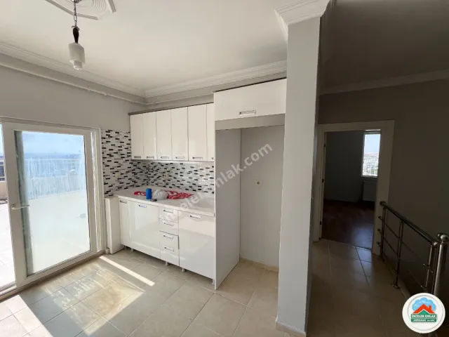 Adıyaman Yenisanayide Satılık 7+1 Dubleks Lüks Daire