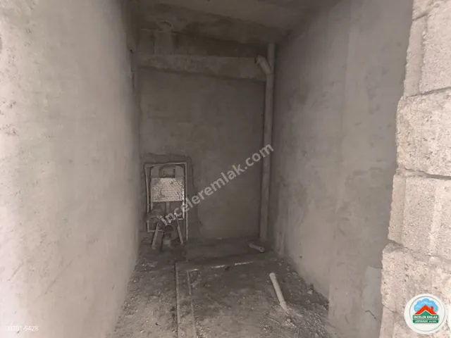 Adıyaman Yenimahallede Satılık 3.5+1 Ara Kat Modern Daire