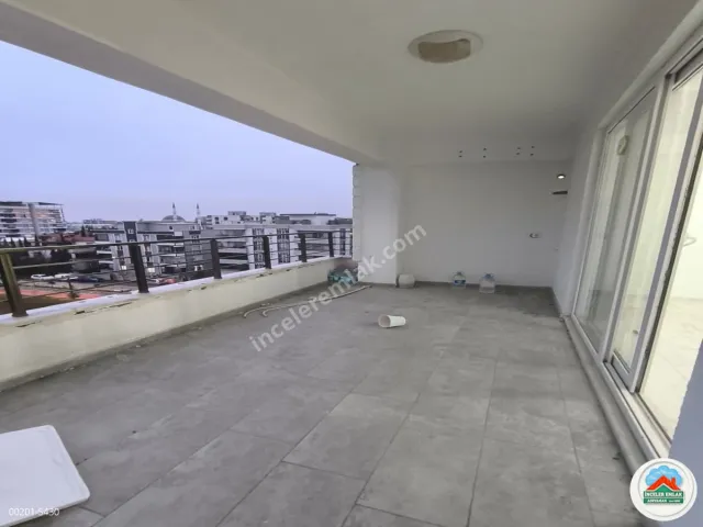 Adıyaman Cumhuriyet Mahallesinde 4+1 Lüks Ara Kat Daire