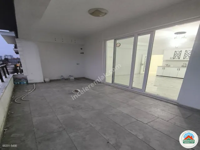 Adıyaman Cumhuriyet Mahallesinde 4+1 Lüks Ara Kat Daire