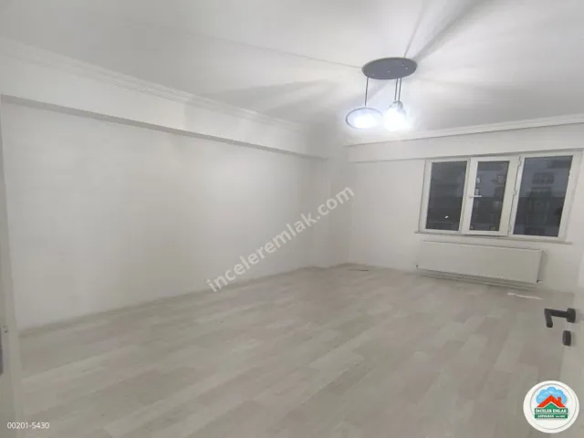 Adıyaman Cumhuriyet Mahallesinde 4+1 Lüks Ara Kat Daire