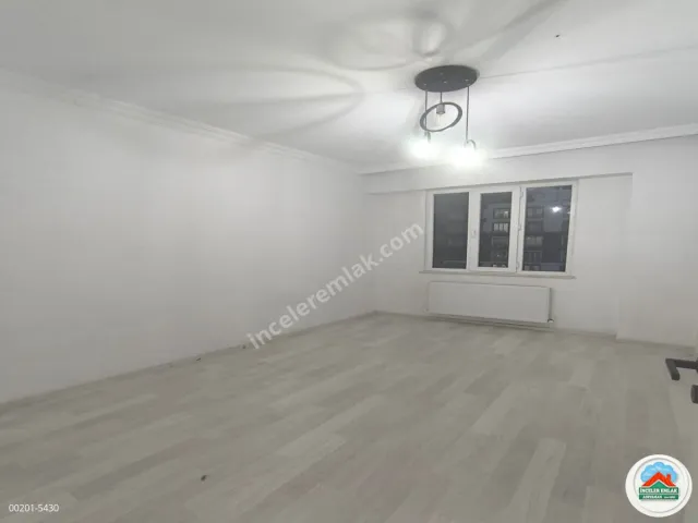 Adıyaman Cumhuriyet Mahallesinde 4+1 Lüks Ara Kat Daire