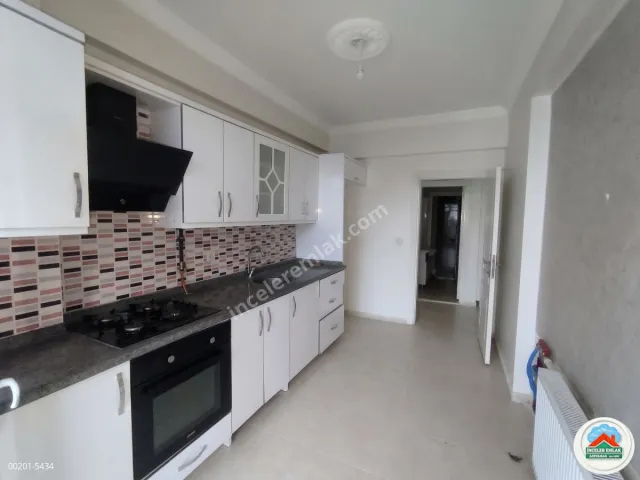 Adıyaman Bahçelievlerde Kiralık 2+1 Geniş Daire