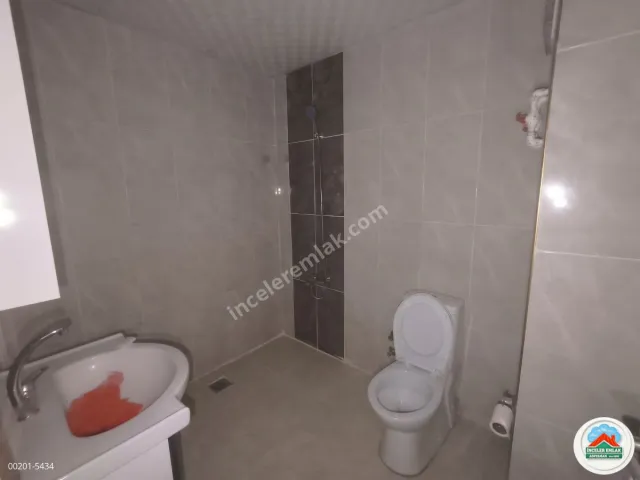 Adıyaman Bahçelievlerde Kiralık 2+1 Geniş Daire