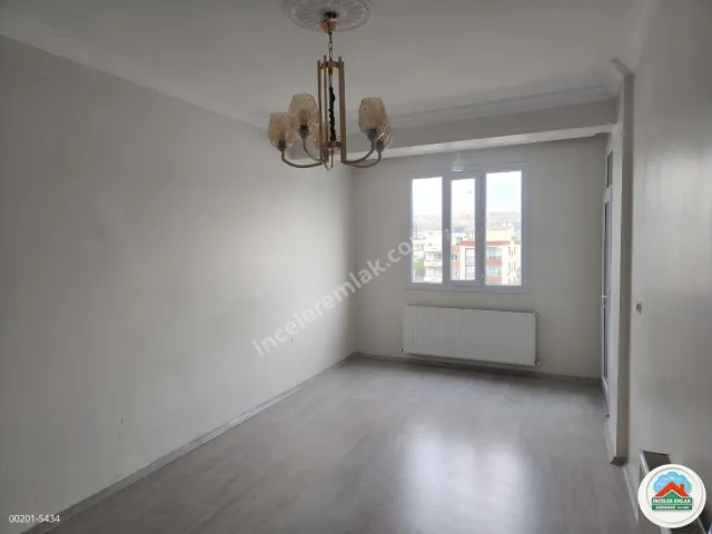 Adıyaman Bahçelievlerde Kiralık 2+1 Geniş Daire