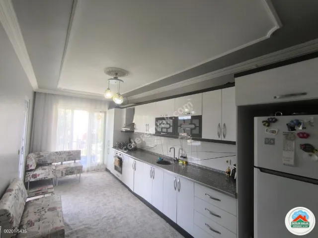 Adıyaman Yeşilyurtta Malatya Caddesi Üzeri Satılık 3+1 Daire