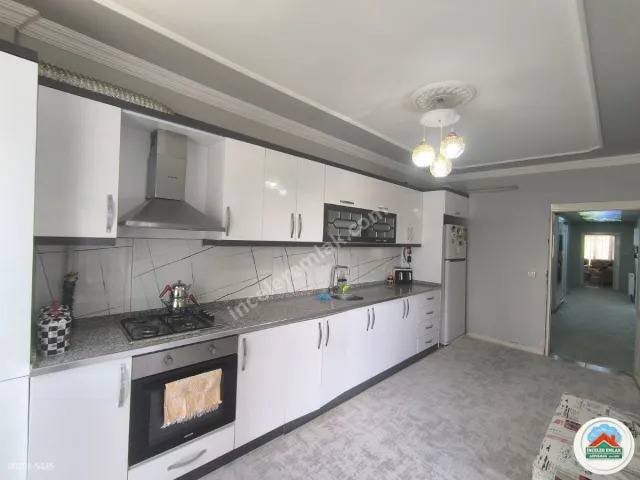 Adıyaman Yeşilyurtta Malatya Caddesi Üzeri Satılık 3+1 Daire