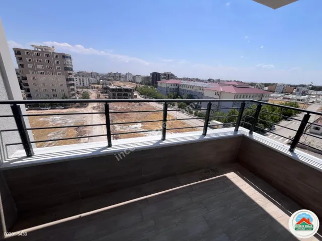 Adıyaman Yeni Mahallede Site İçi Sıfır 3+1 Daire